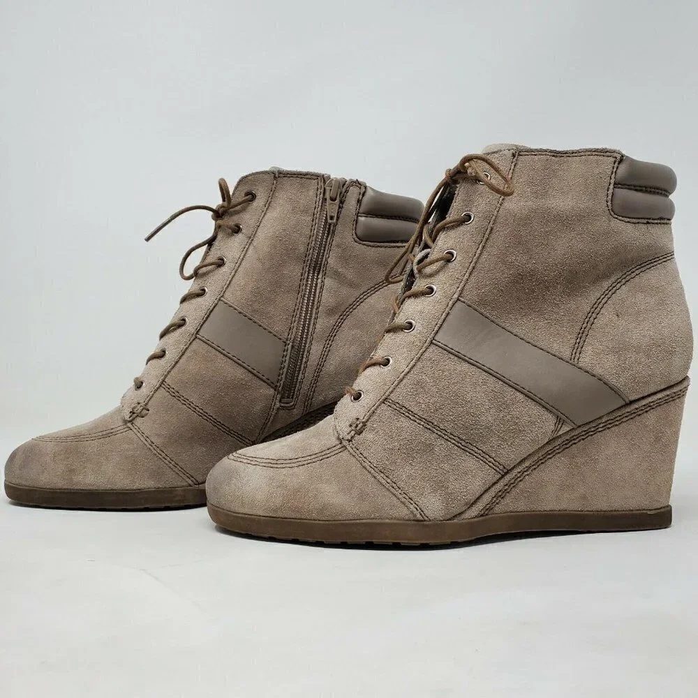 Naturalizer Paitlyn Lace Up Ankle Wedge Boots